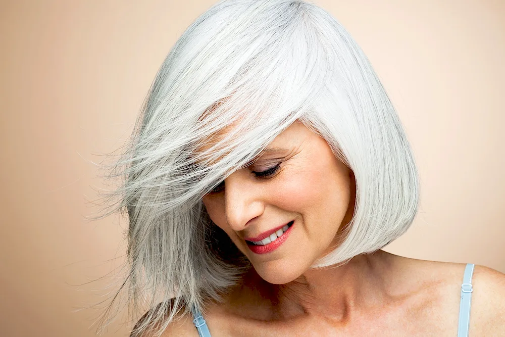 Grey hair camouflage for women