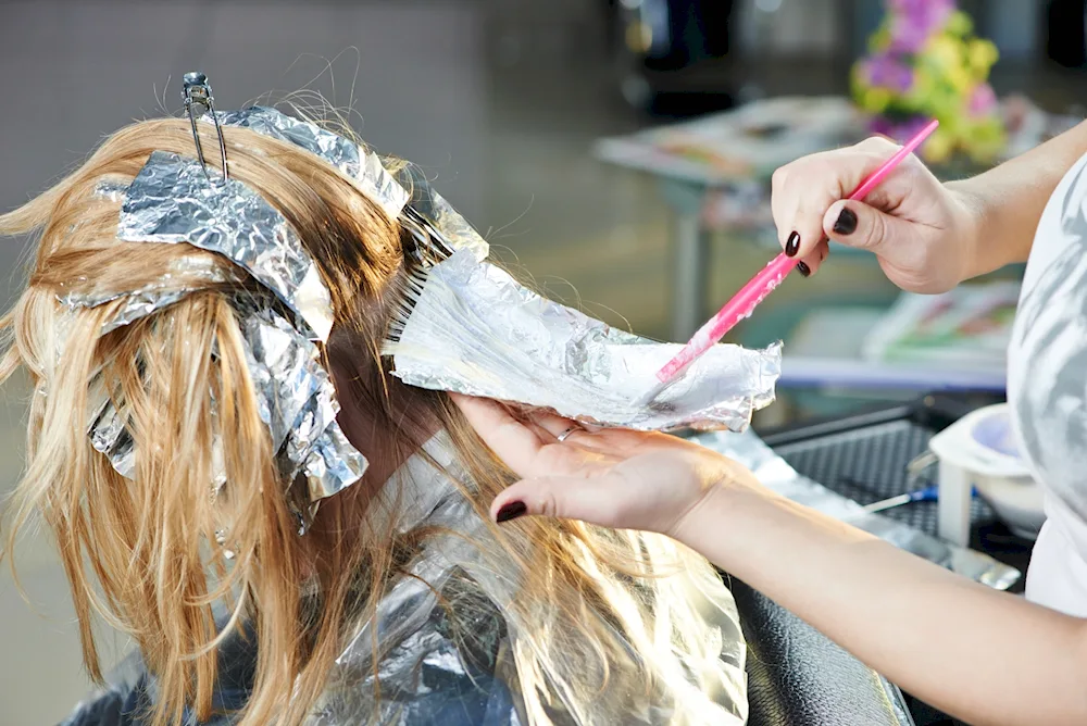 Balayage colouring technique