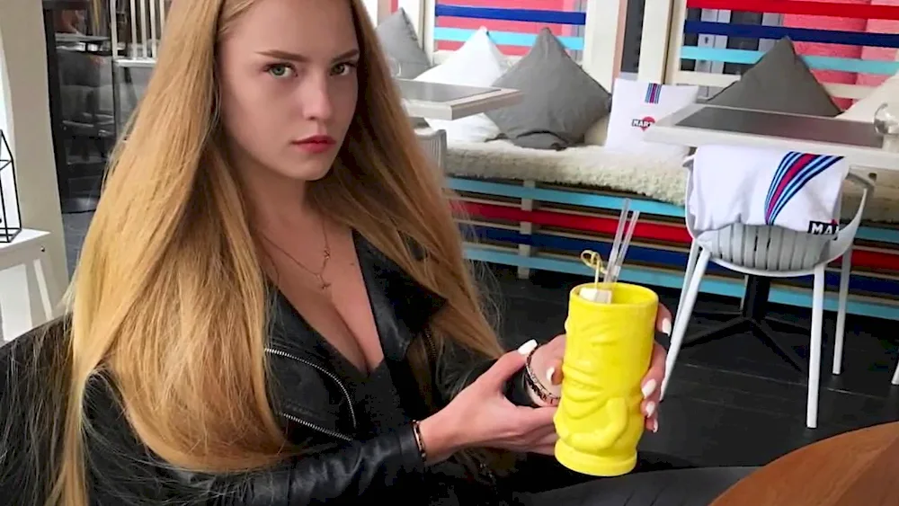 Oksana Neveselaya