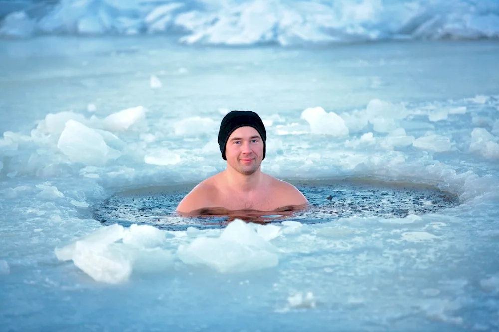 Dipping in the ice-hole