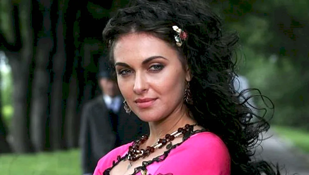Olga Fadeeva Gypsy