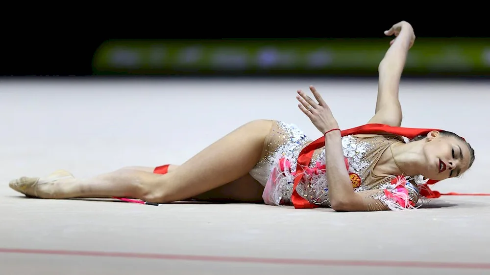 Averina Averina rhythmic gymnastics