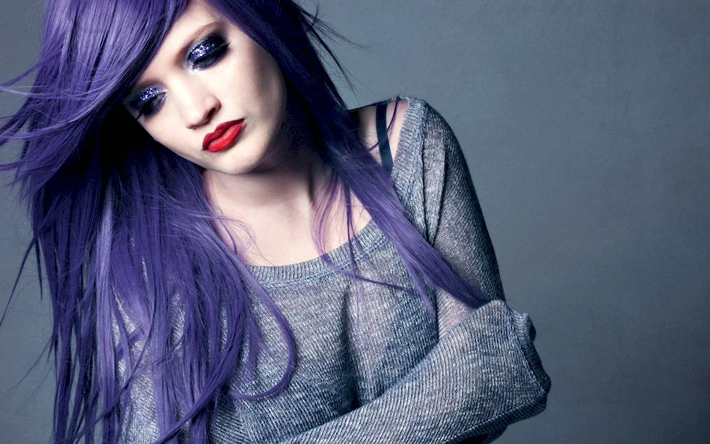 Olivia Aubrain with purple hair