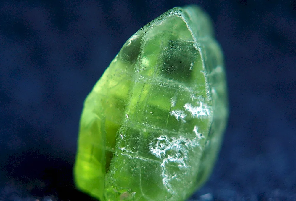 Olivine-chrysolite ring