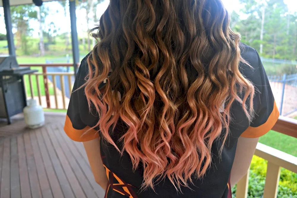Ombre curls on curly hair