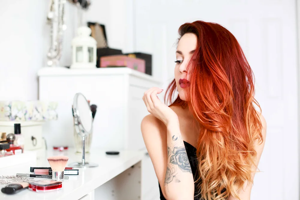 Red hair ombré