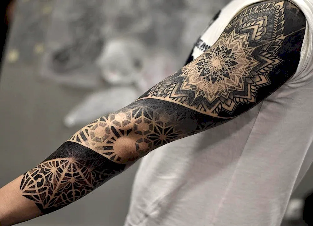 Ornamental forearm