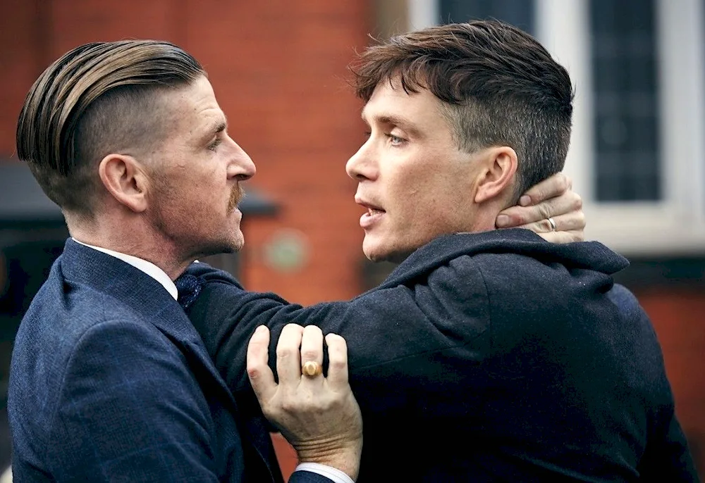 Sharp visors Arthur Shelby