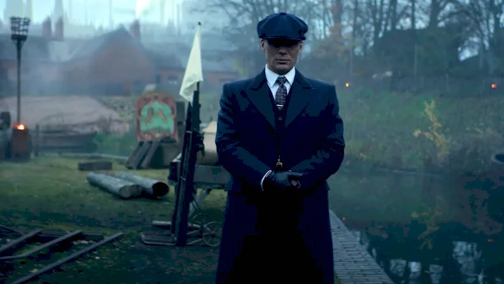Sharp visors Thomas Shelby