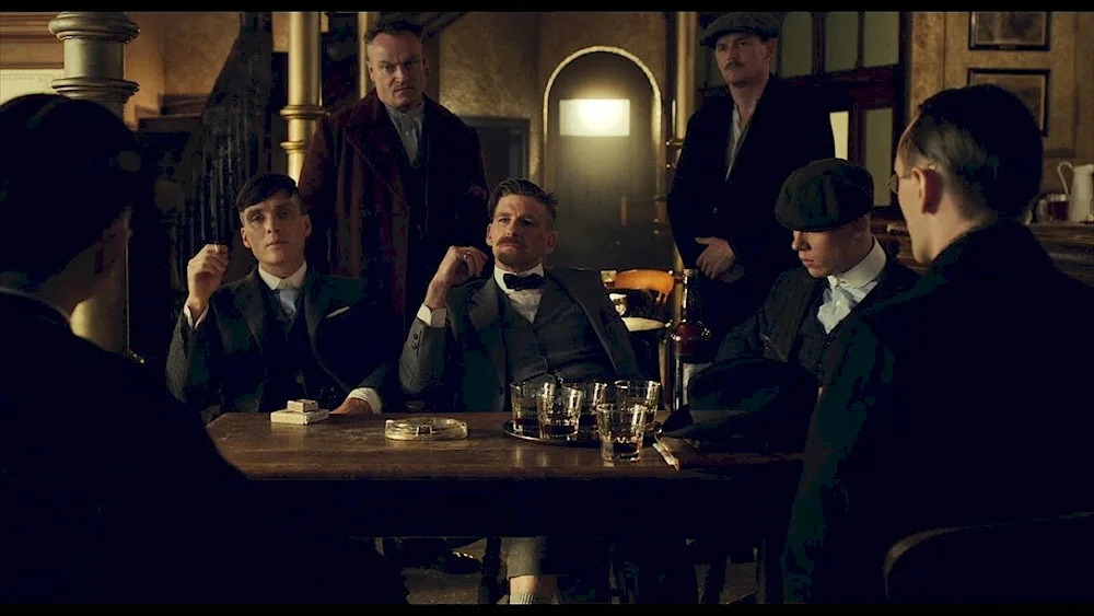 Killian Murphy sharp visors. Thomas Shelby