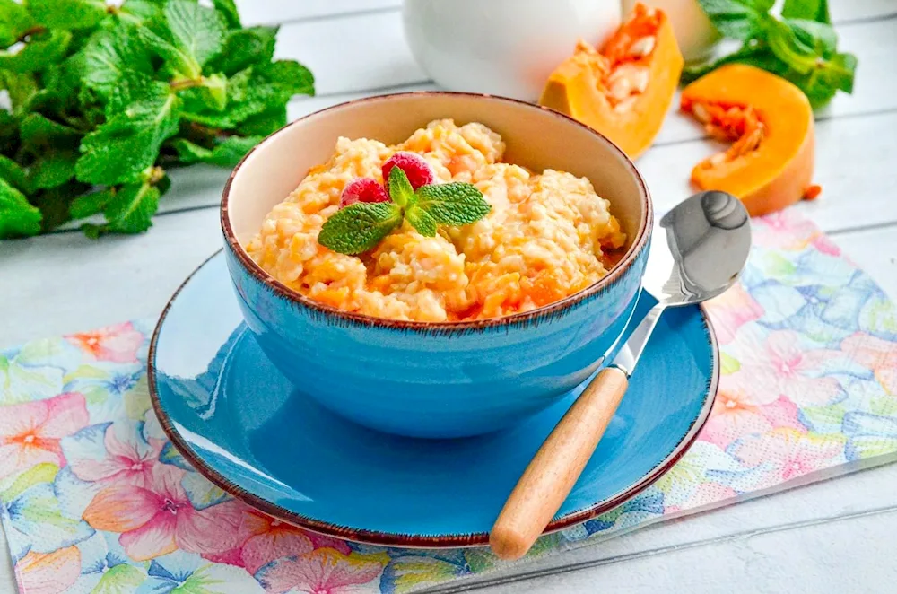 Oatmeal with pumpkin