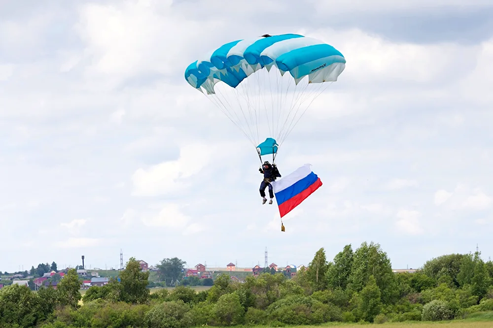 V Airborne parachute