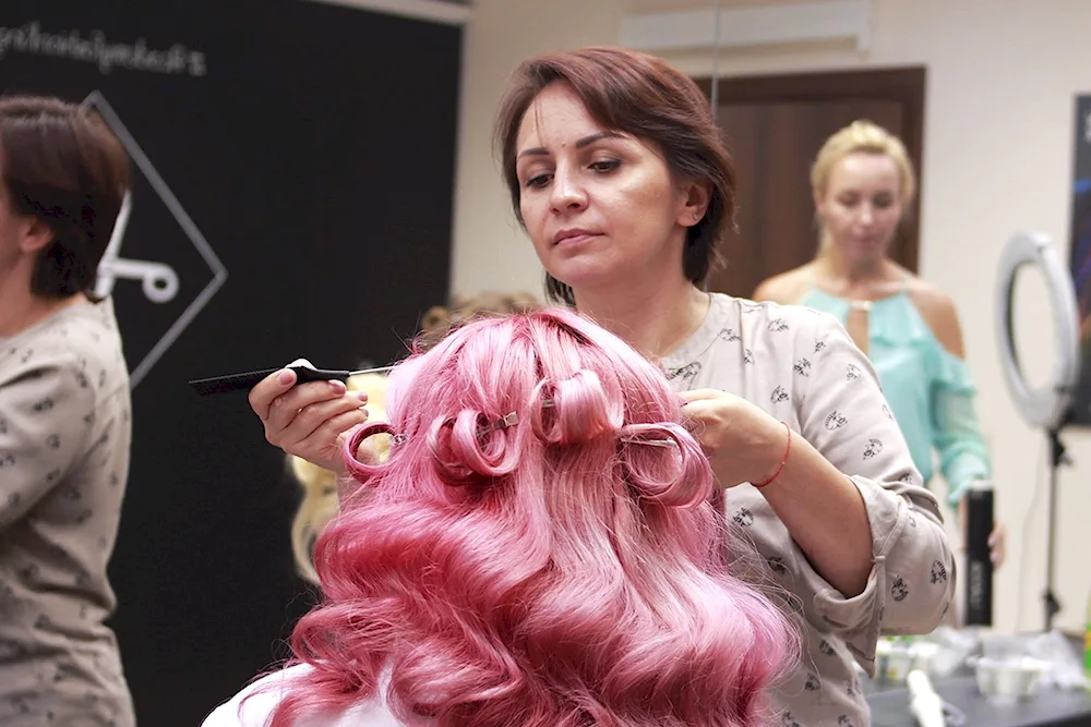Postiegery jewellery for hairstyles