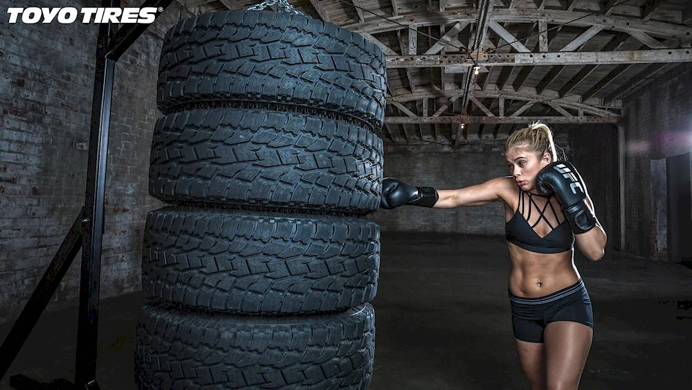 Paige Vanzant