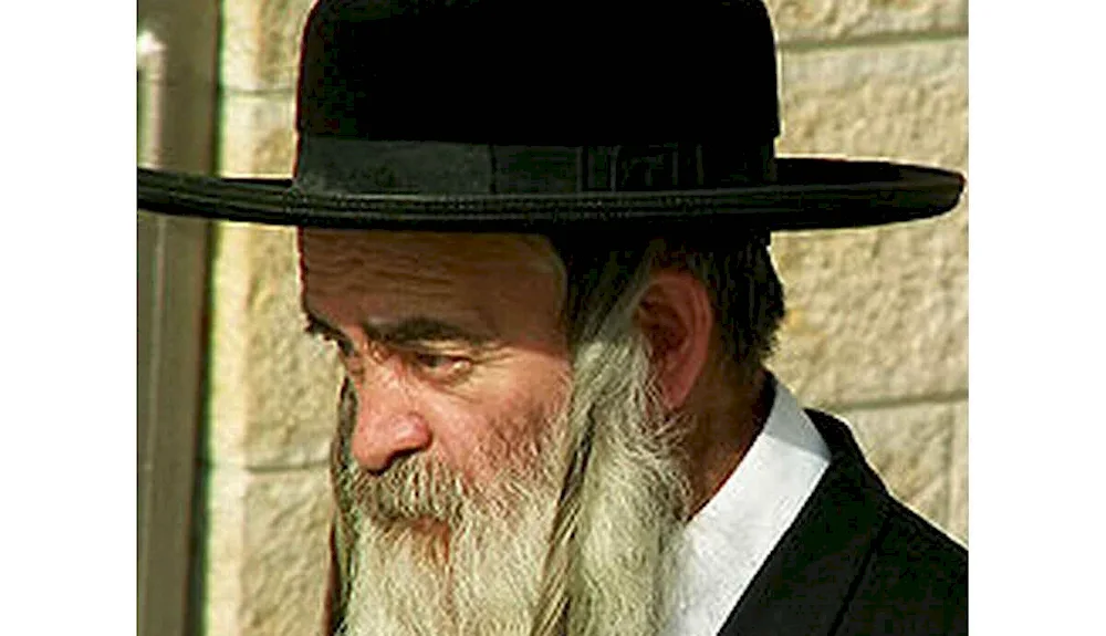 Jewish paces