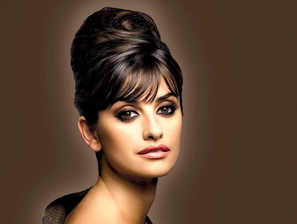 Penelope Cruz hairstyle