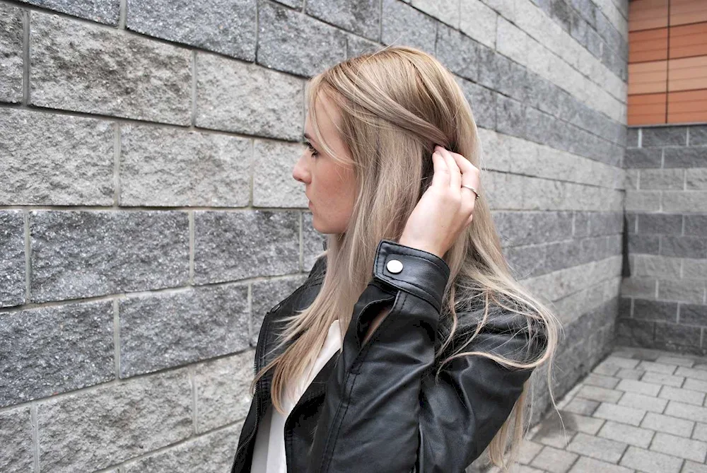 Russo caramel ash