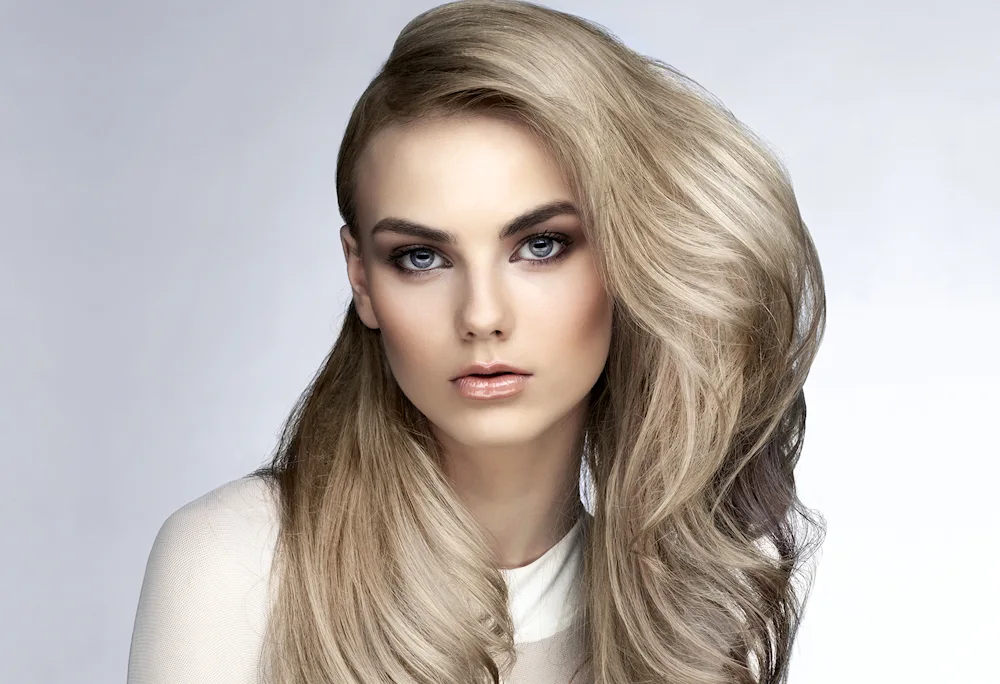 Long bob blonde ash blonde