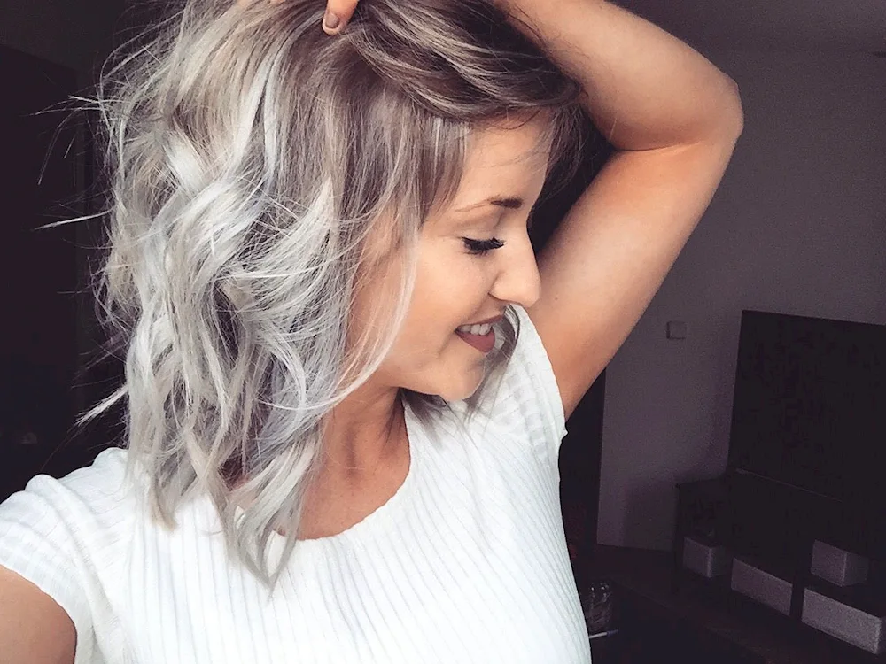 Pepel balayage on bob