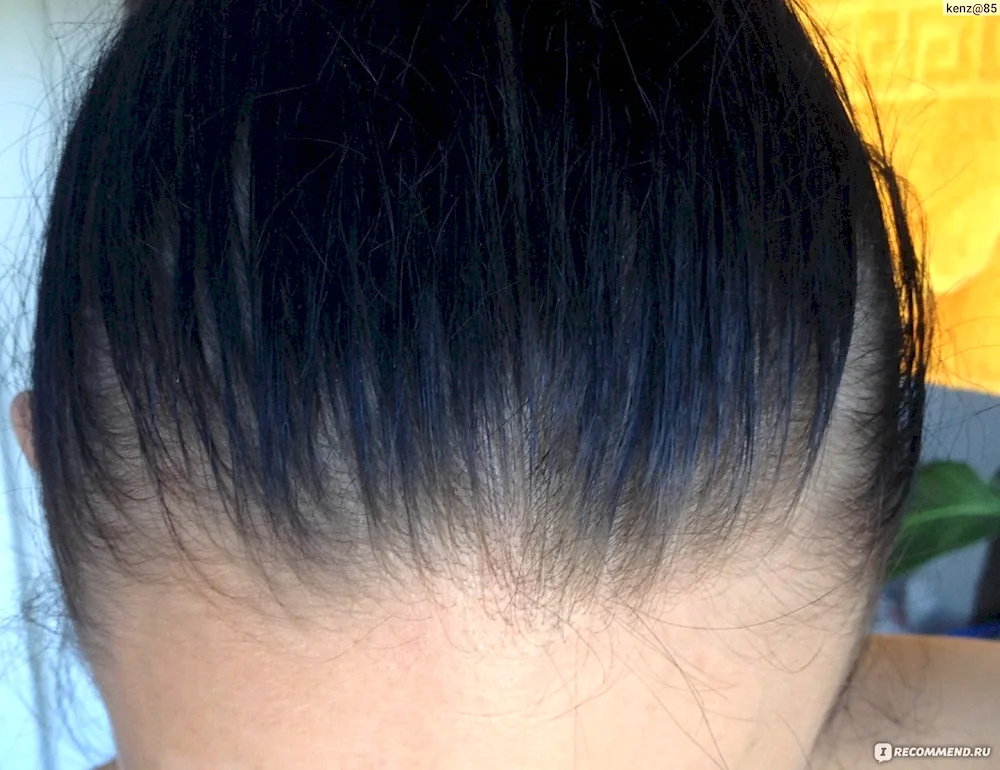 Pearlescent black hair colour