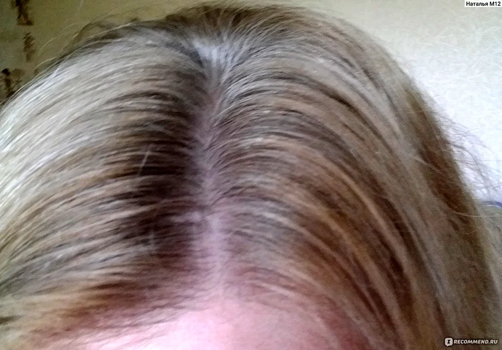Light blonde pearlescent hair colour