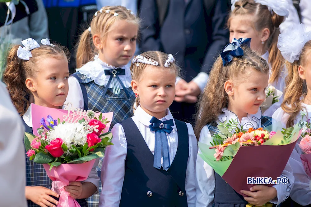 Hair for first grade girl