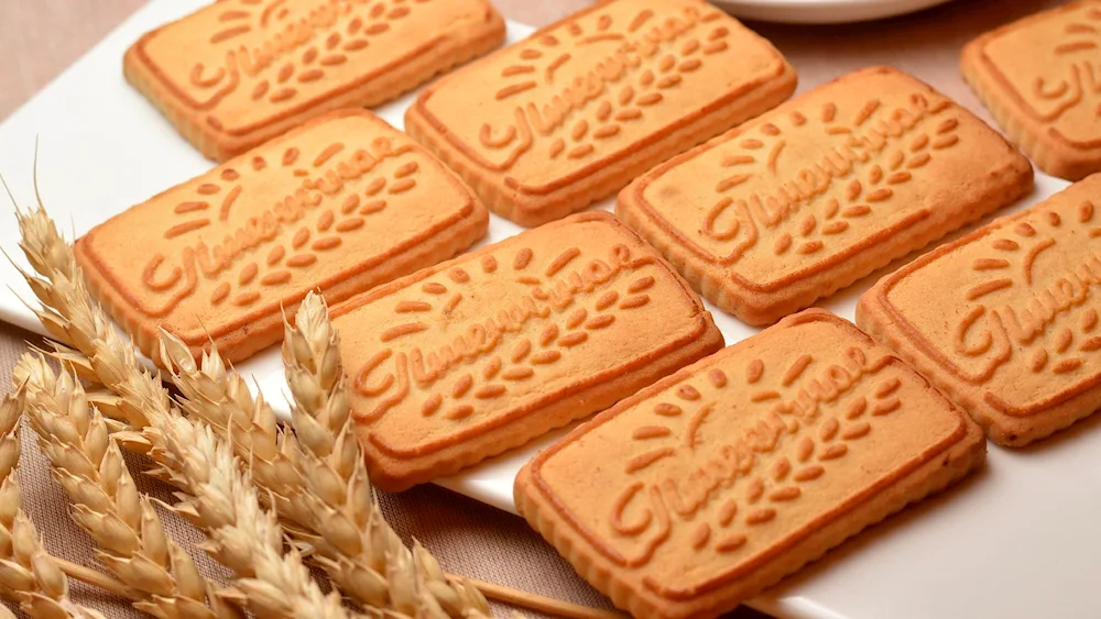 Oatmeal biscuits biscuits in packs