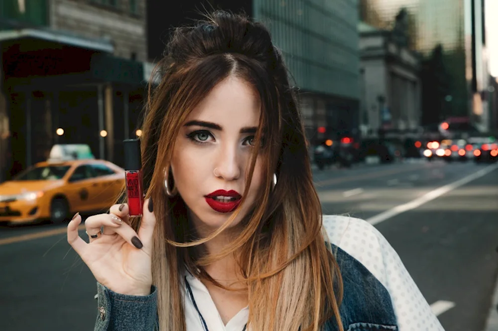 Singer Nadiya Dorofeeva
