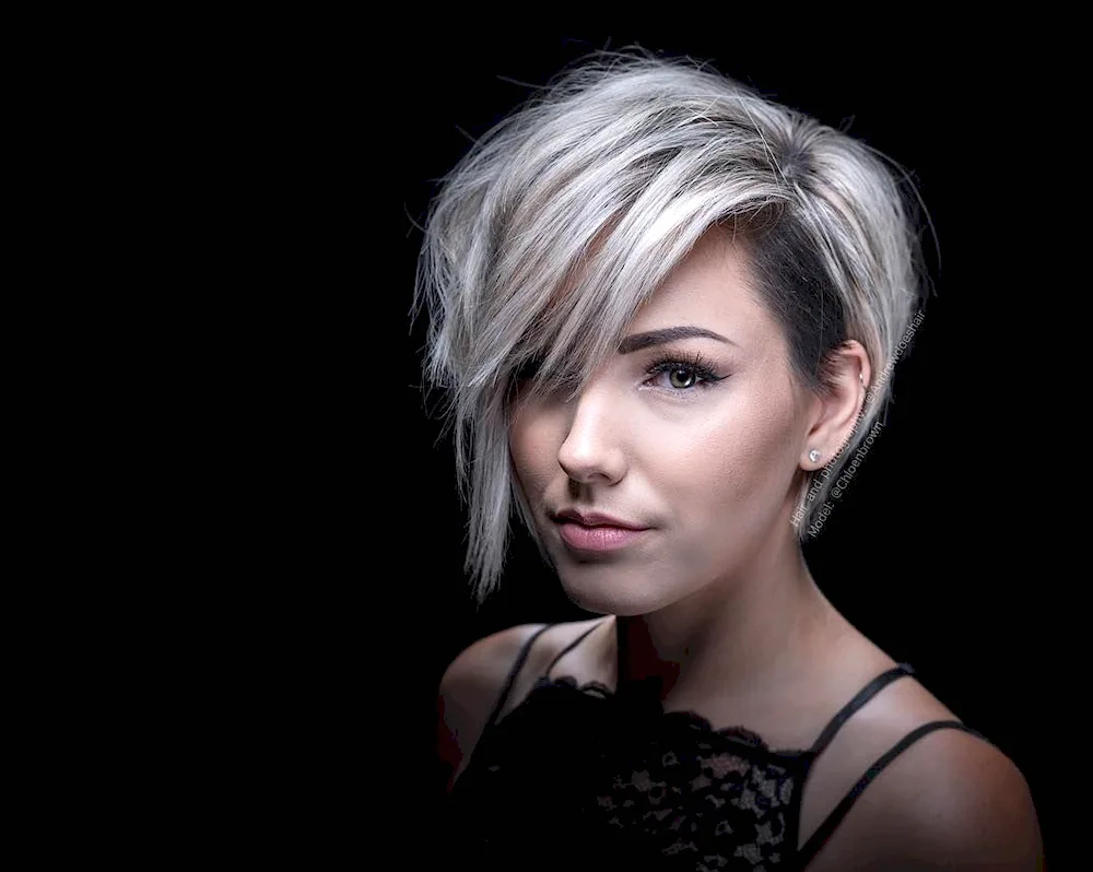 Smoky ombré on short hair