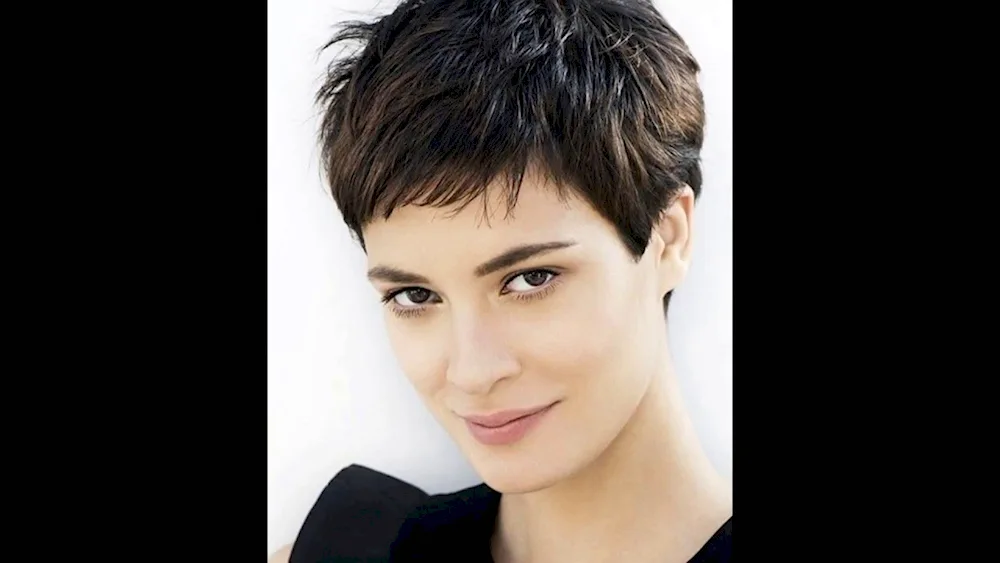 Sassoon haircut for short hair