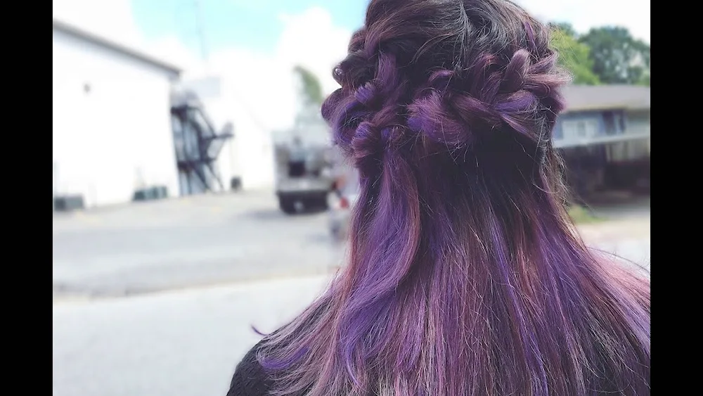 Blond with pink strands