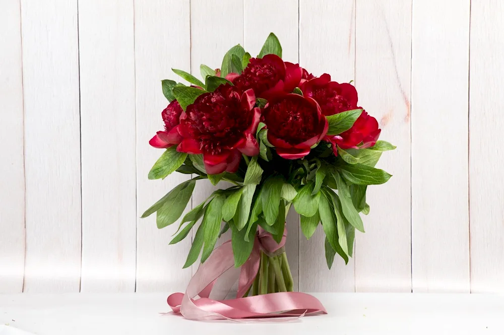 Red peonies bouquet