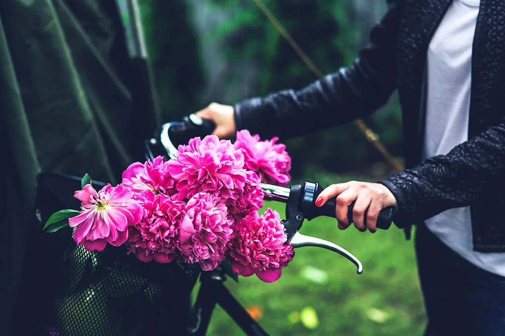 Flowers on the hand.