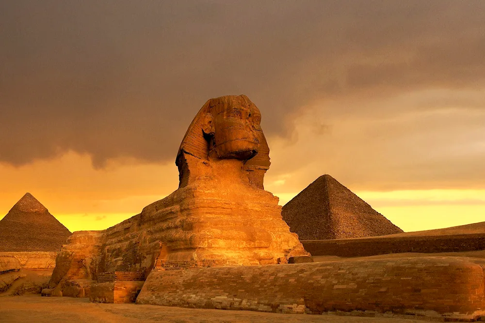 The Pyramid of Cheops Sphinx of Ancient Egypt