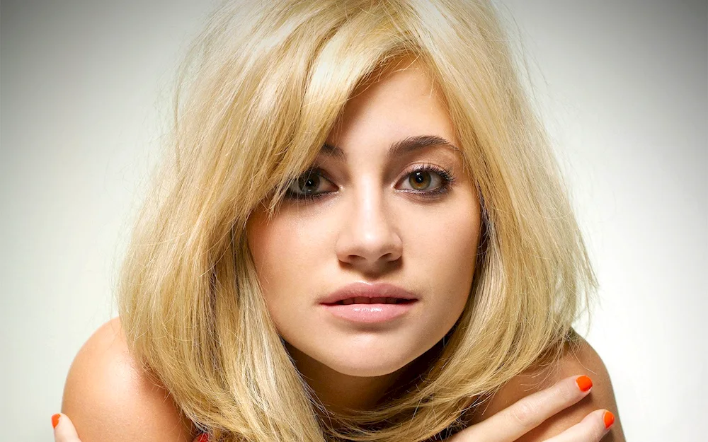 Pixie Lott- photo