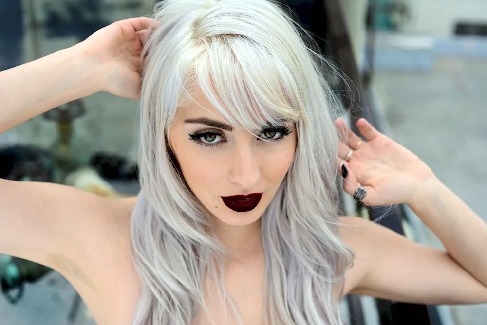White ends on dark hair