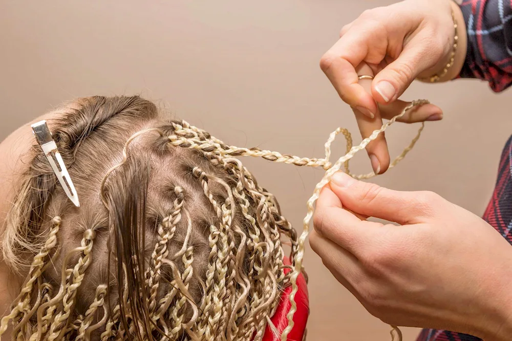 Braiding small braids