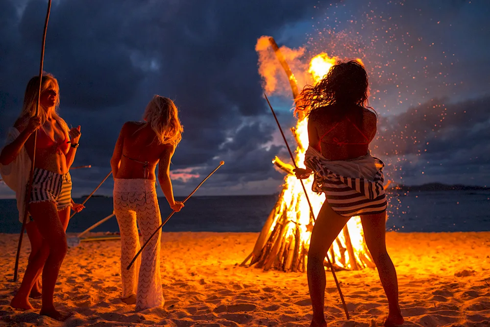 Lovers by the bonfire