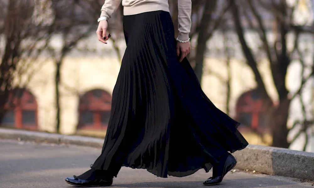 Skirt pleated 2020 trend