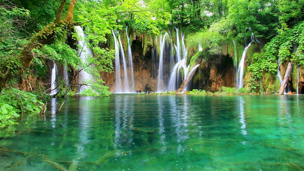 Plitvice Lakes Croatia