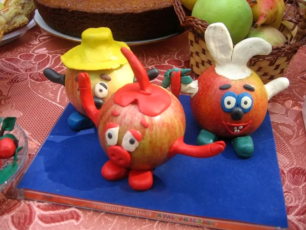 Vegetable and fruit crafts