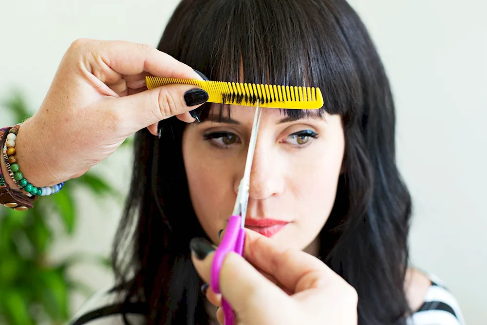 Cut fringes by yourself