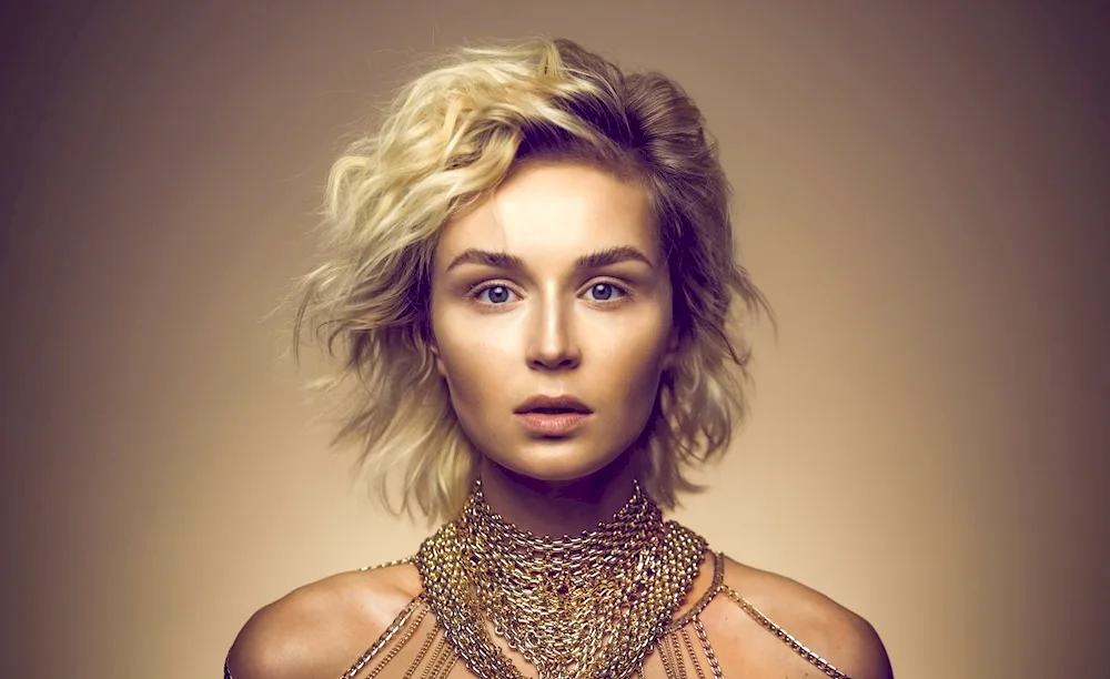 Polina Gagarina photo