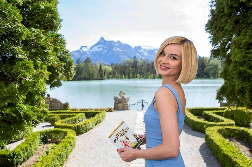 Polina Gagarina butterflies