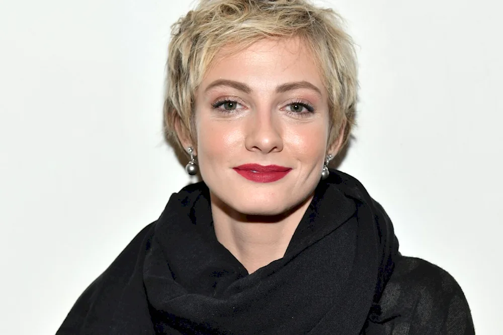 Polina Maximova with a short haircut