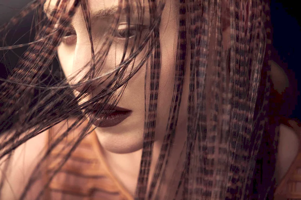 Striped hair