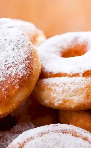 Powdered doughnuts