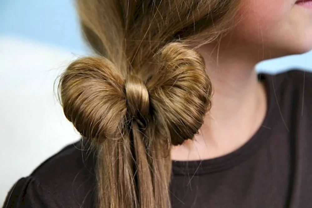 Hair bow hairstyle