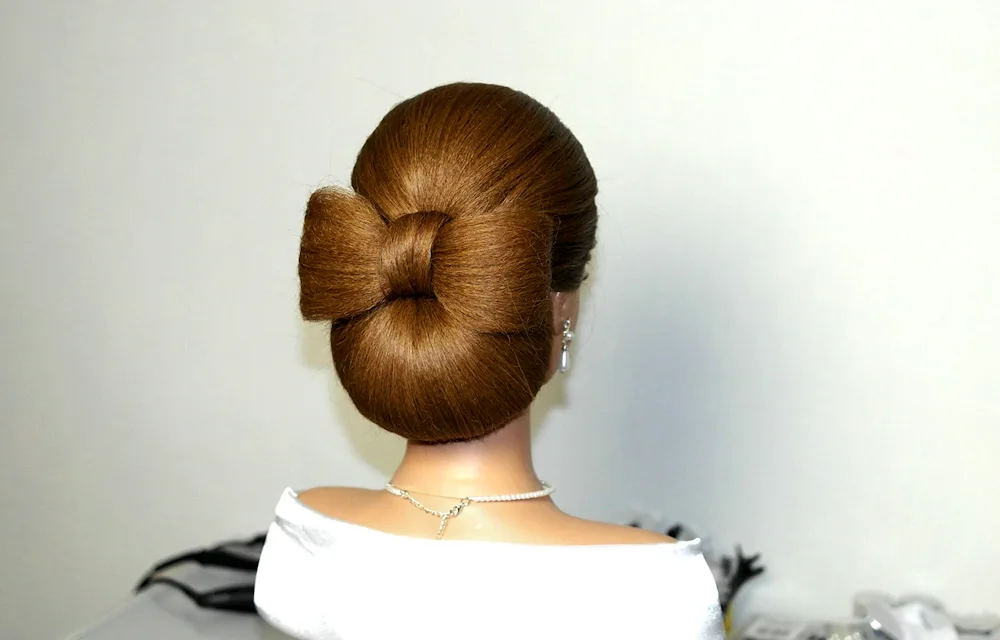 Bow hairstyle for long hair