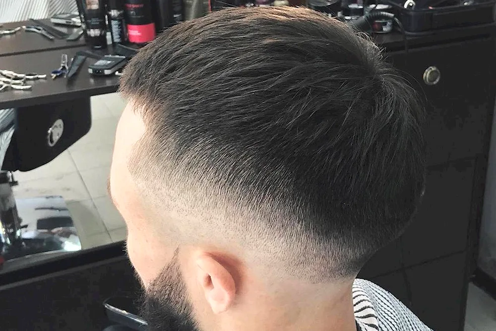 Hairstyle box half box tennis